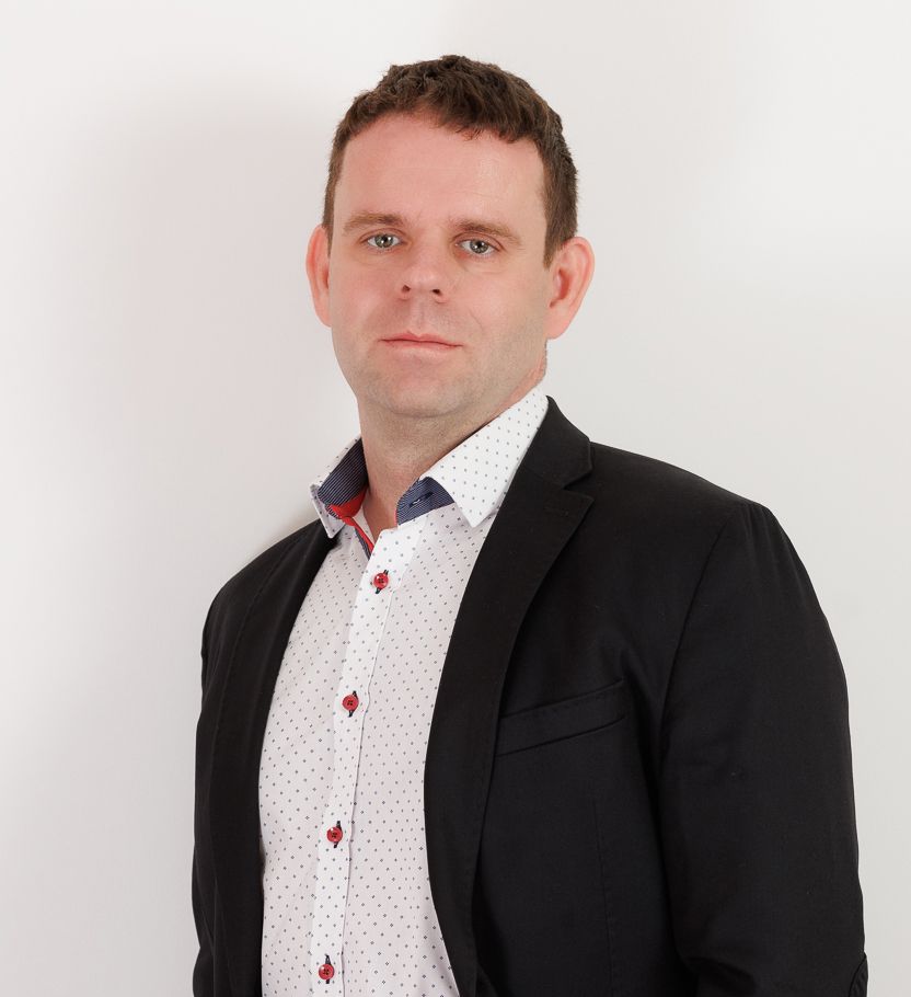 Ing. Peter Darmo, realitný maklér